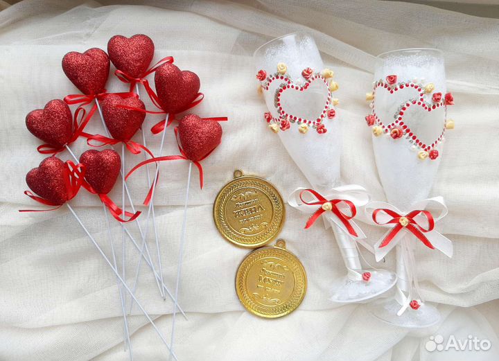 Свадебные бокалы, медали, украшения