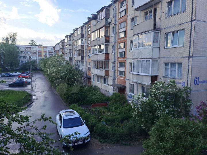 3-к. квартира, 63,5 м², 2/5 эт.