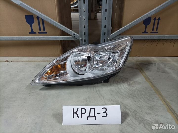 Фара левая Ford Focus 2 2004-2011