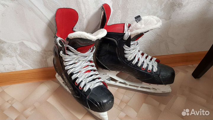 Хоккейные коньки bauer vapor
