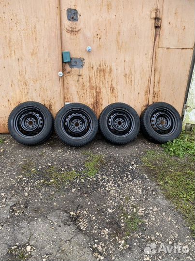 Kumho WinterCraft Ice WI31 205/55 R16