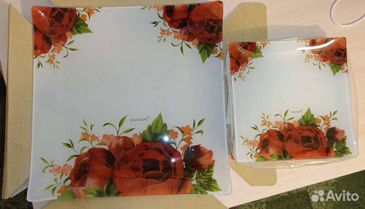 Тарелки квадратные