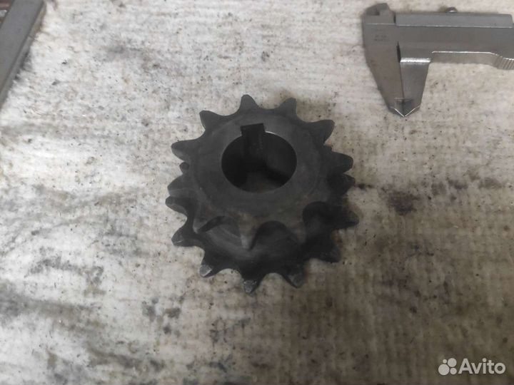 Звезда ведущая двухсторонняя на мотобуксировщик