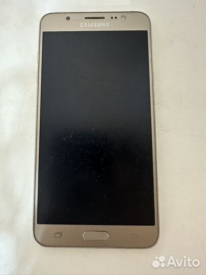Телефон Samsung G7