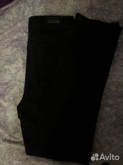 Джинсы синие,черные levis colins