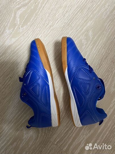Бутсы футбольные Кроссовки