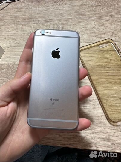 iPhone 6S, 64 ГБ