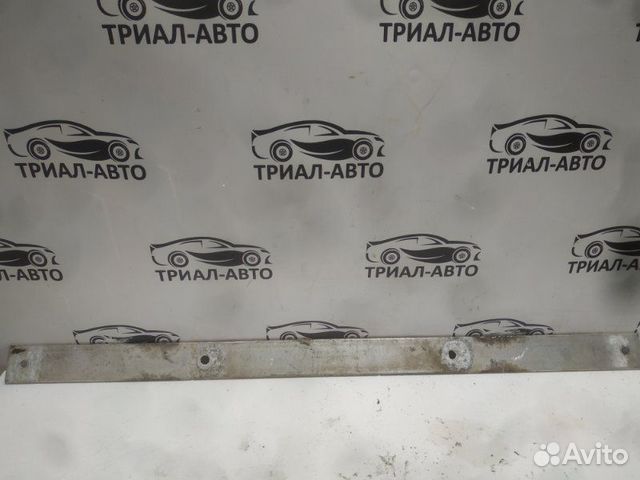 Усилитель бампера W204