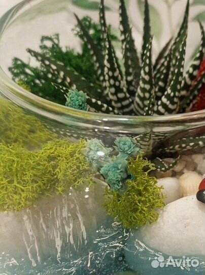 Флорариум с водопадом