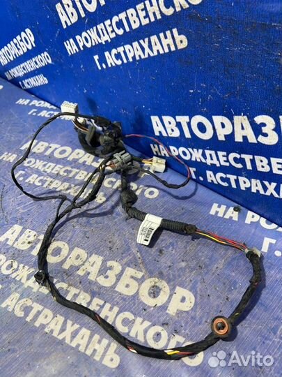 Проводка двери Hyundai Solaris 1 седан 2012