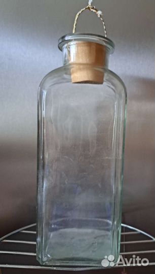 Стеклянная бутыль ёмкость с пробкой