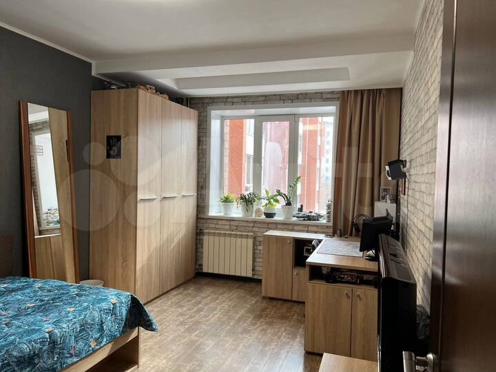 3-к. квартира, 87 м², 4/10 эт.