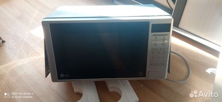 Микроволновая печь на запчасти или под ремонт