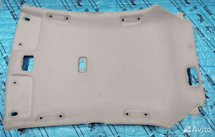 Потолок Тойота Ярис 2005-2011