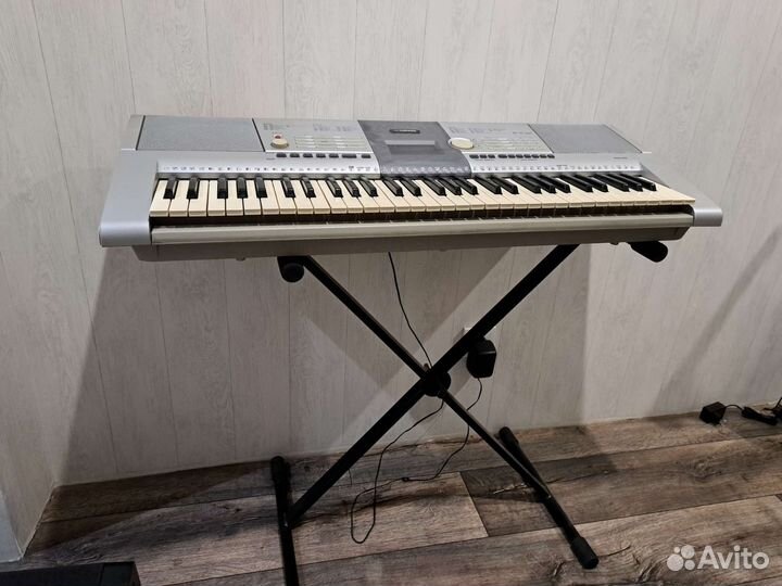 Yamaha PSR 295