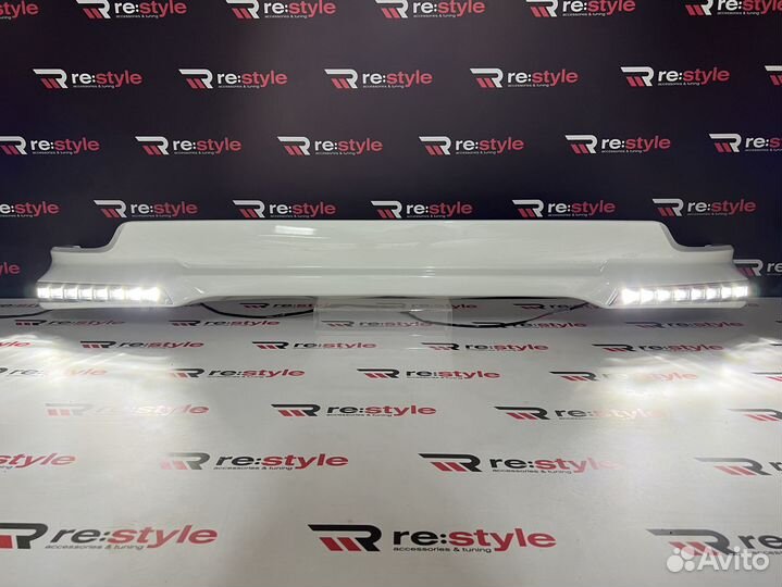 Губа передняя Land Cruiser 200 2м 12-15 Белая Led