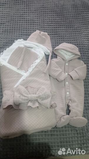 Комплект на выписку, новый