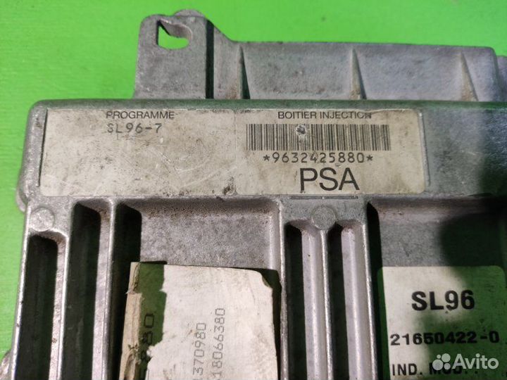 Блок управления двигателем Peugeot 406 1.8