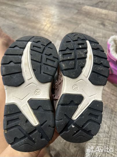 Ботинки для девочки 24,25,26