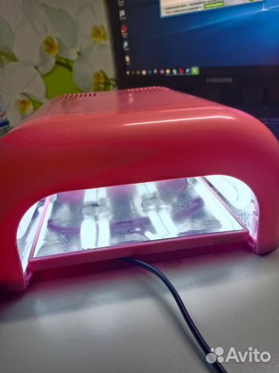 Лампа для маникюра