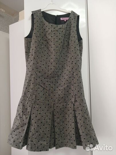 Платье женское,44