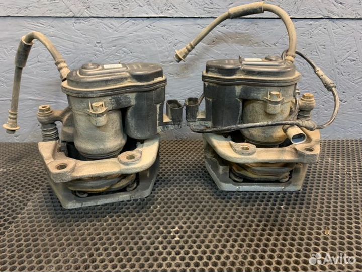 Суппорт тормозной задний Bmw 520I F10 N20 2015