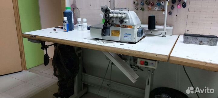 Швейная машина Siruba