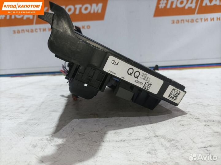 Блок предохранителей Opel Astra J (2009 - 2012)