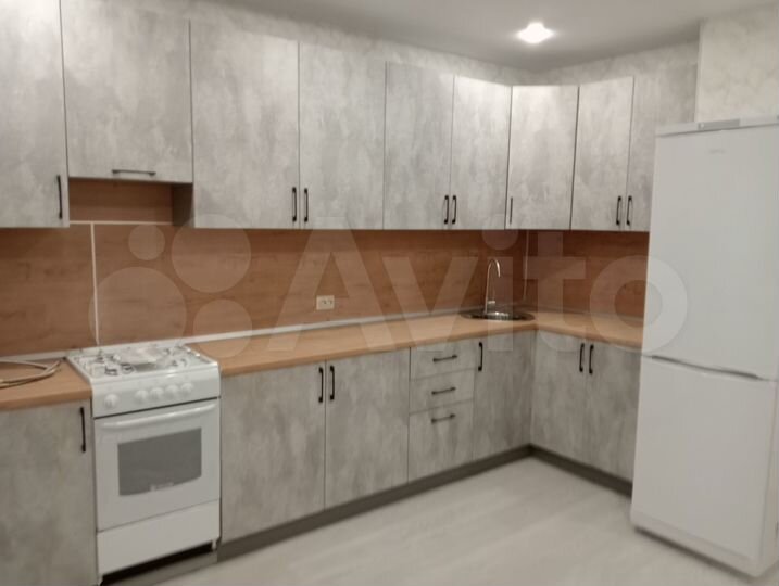 1-к. квартира, 43 м², 4/9 эт.