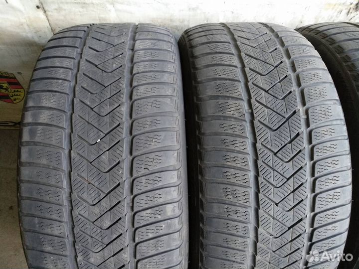 Pirelli Winter Sottozero 3 265/40 R20 104V