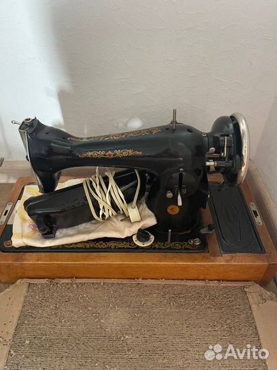 Швейная машинка