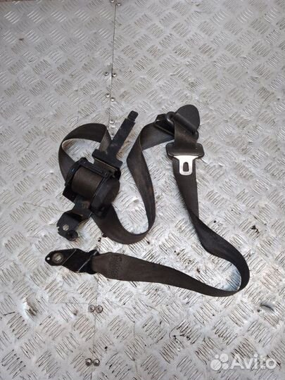 Ремень безопасности передний правый Mitsubishi