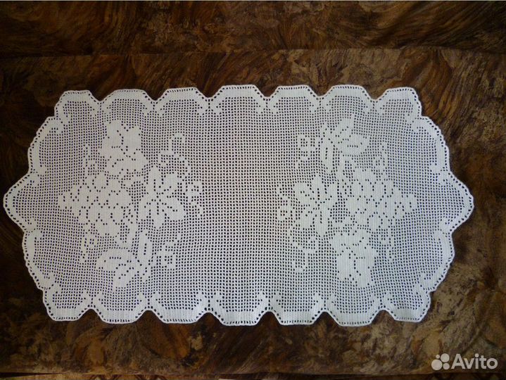 Скатерть и салфетки вязаные крючком