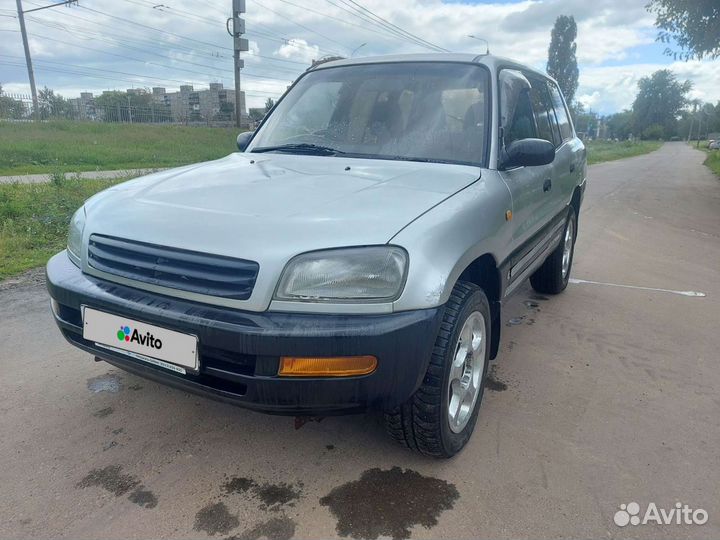 Toyota RAV4 2.0 AT, 1995, 200 000 км