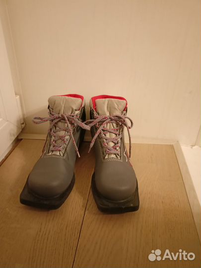 Лыжные ботинки marax