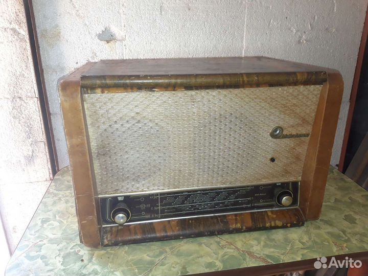 Радиоприемник Ламповая радиола вэф Аккорд