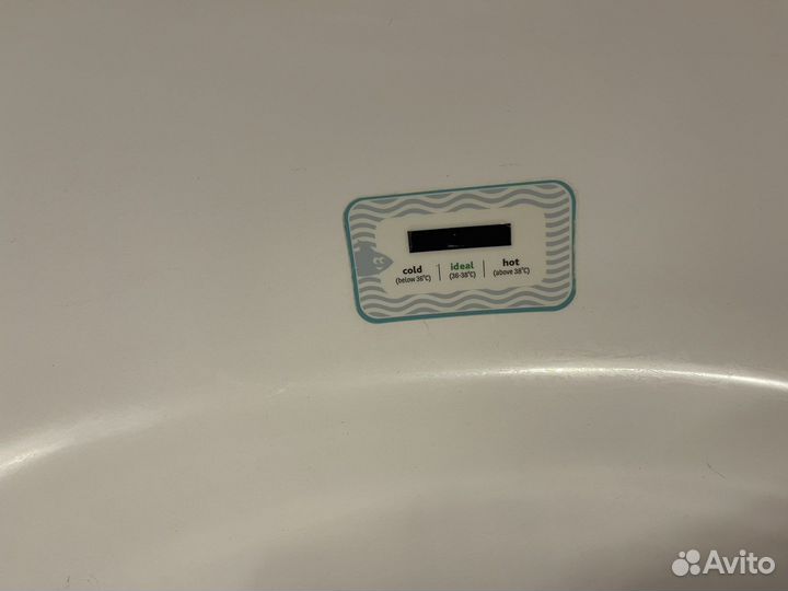 Ванночка для купания с термометроми горкой