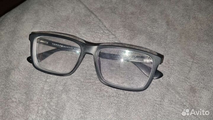 Оправа tommy hilfiger
