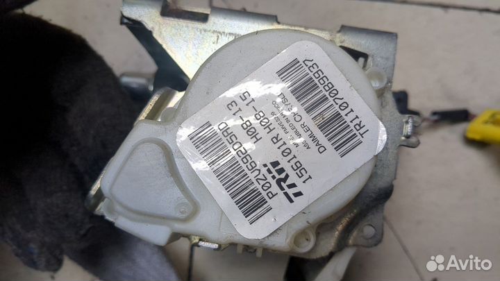 Ремень безопасности правый передний Chrysler Town-Country 2008