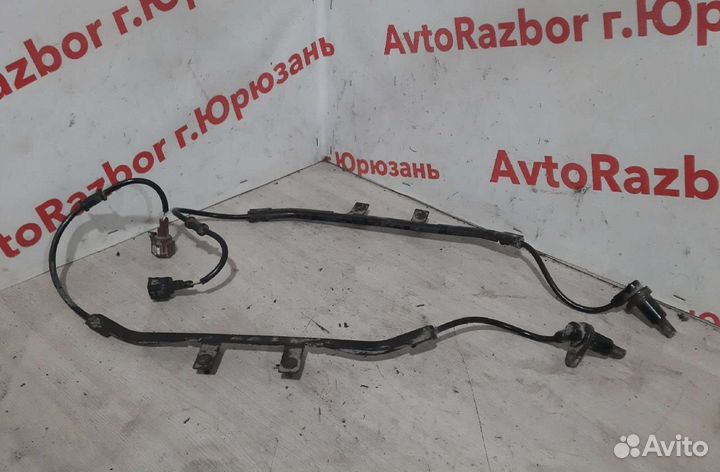 Датчик ABS задний Nissan Presage U30