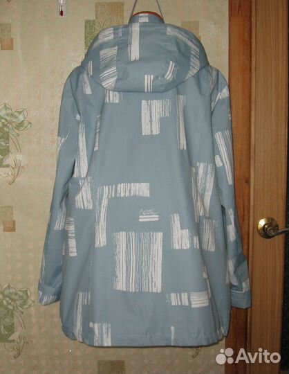 Ветровка 56 размер новая