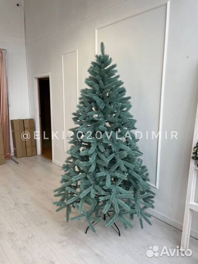 Елка искусственная