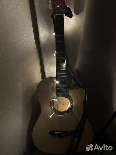 Акустическая гитара belucci