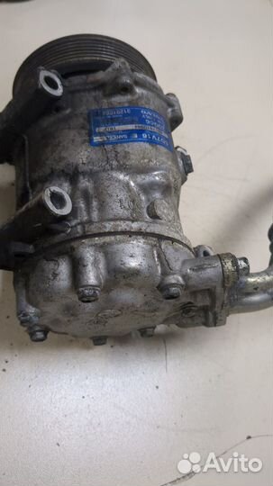 Компрессор кондиционера Volvo S40 2004