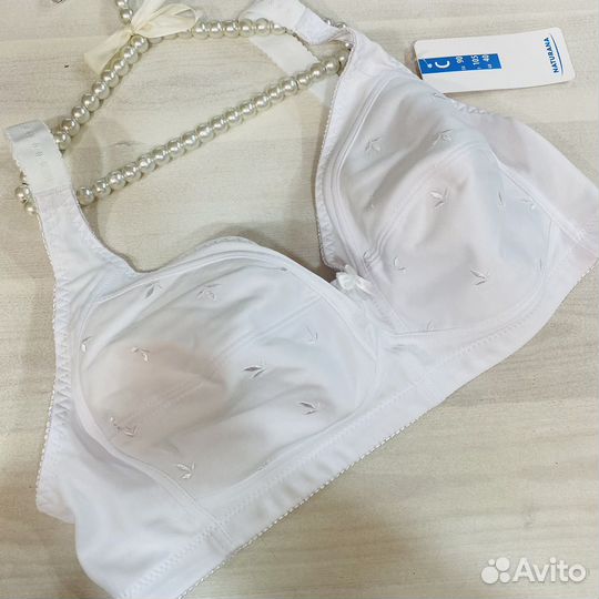 Бюстгальтер 90B