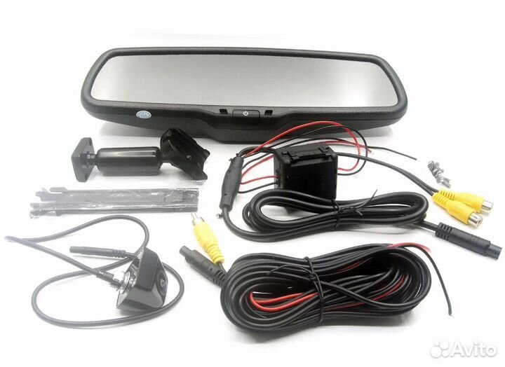 Салонное зеркало с монитором