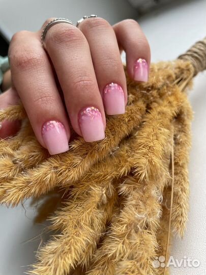 Аппаратный маникюр с покрытием