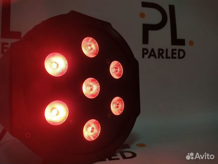 Яркий разноцветный прожектор par led 7*8 ватт