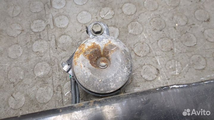 Усилитель бампера передний Toyota RAV 4