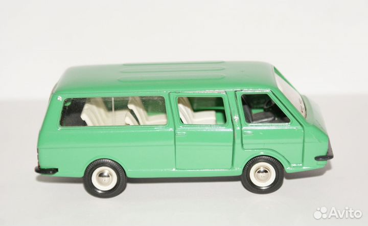 Раф 2203 RAF Саратов Тантал